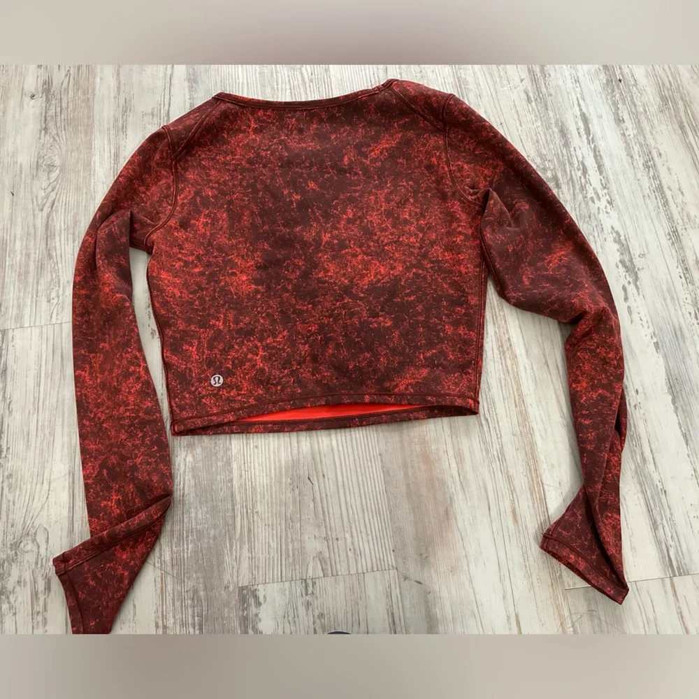 Lululemon Long Sleeve Top - Picture 5 of 9